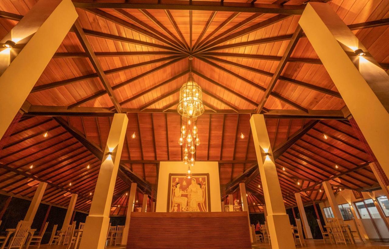 Miracle Resorts & Villas Polonnaruwa Exterior photo
