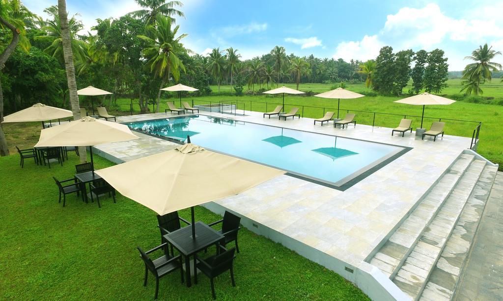 Miracle Resorts & Villas Polonnaruwa Exterior photo
